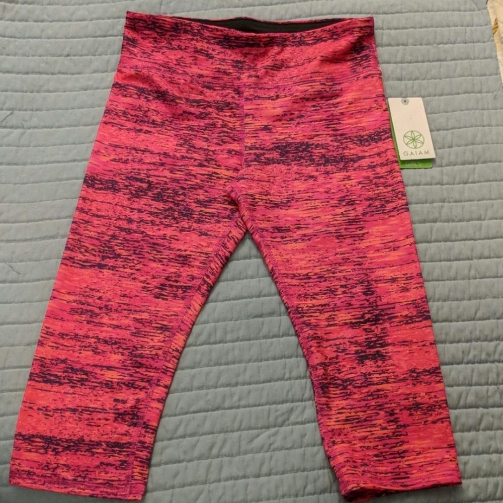 Girl's Athletic Capri Leggings